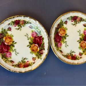 VTG 2pc Royal Albert Old Country Roses Bone China England Nut Candy Dish 4.75"